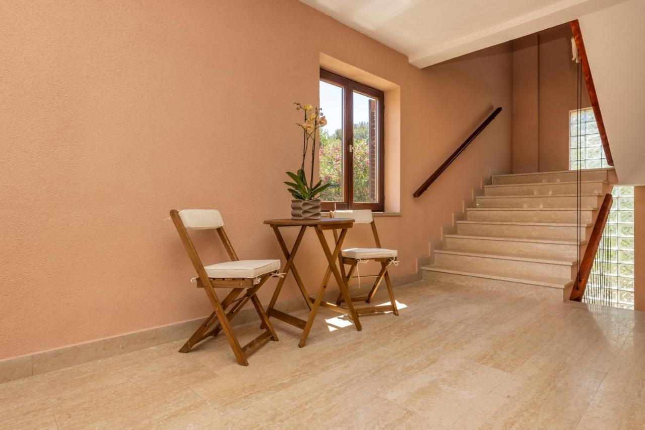 Providenca Accommodation Mali Lošinj Exteriör bild