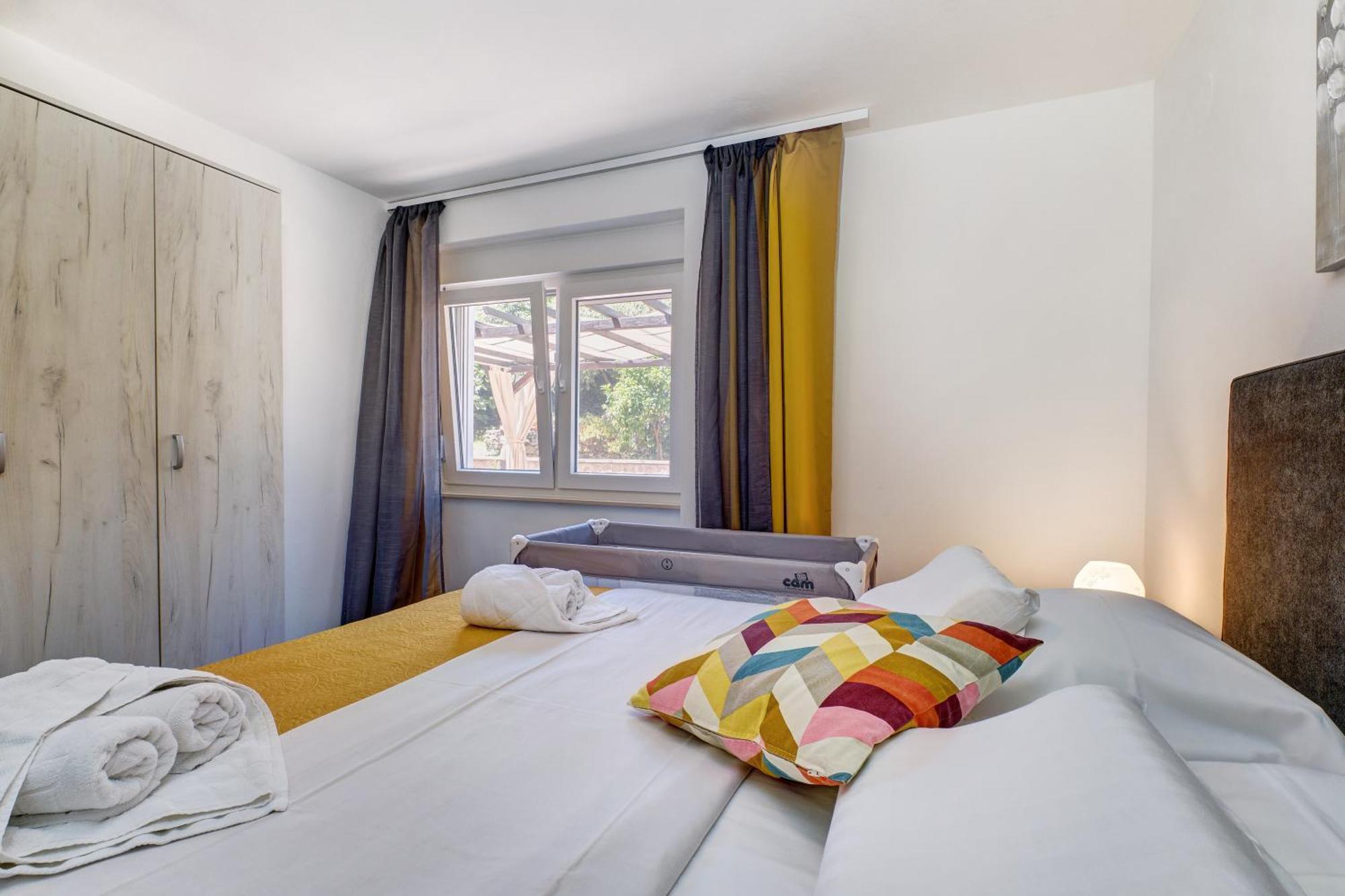 Providenca Accommodation Mali Lošinj Exteriör bild