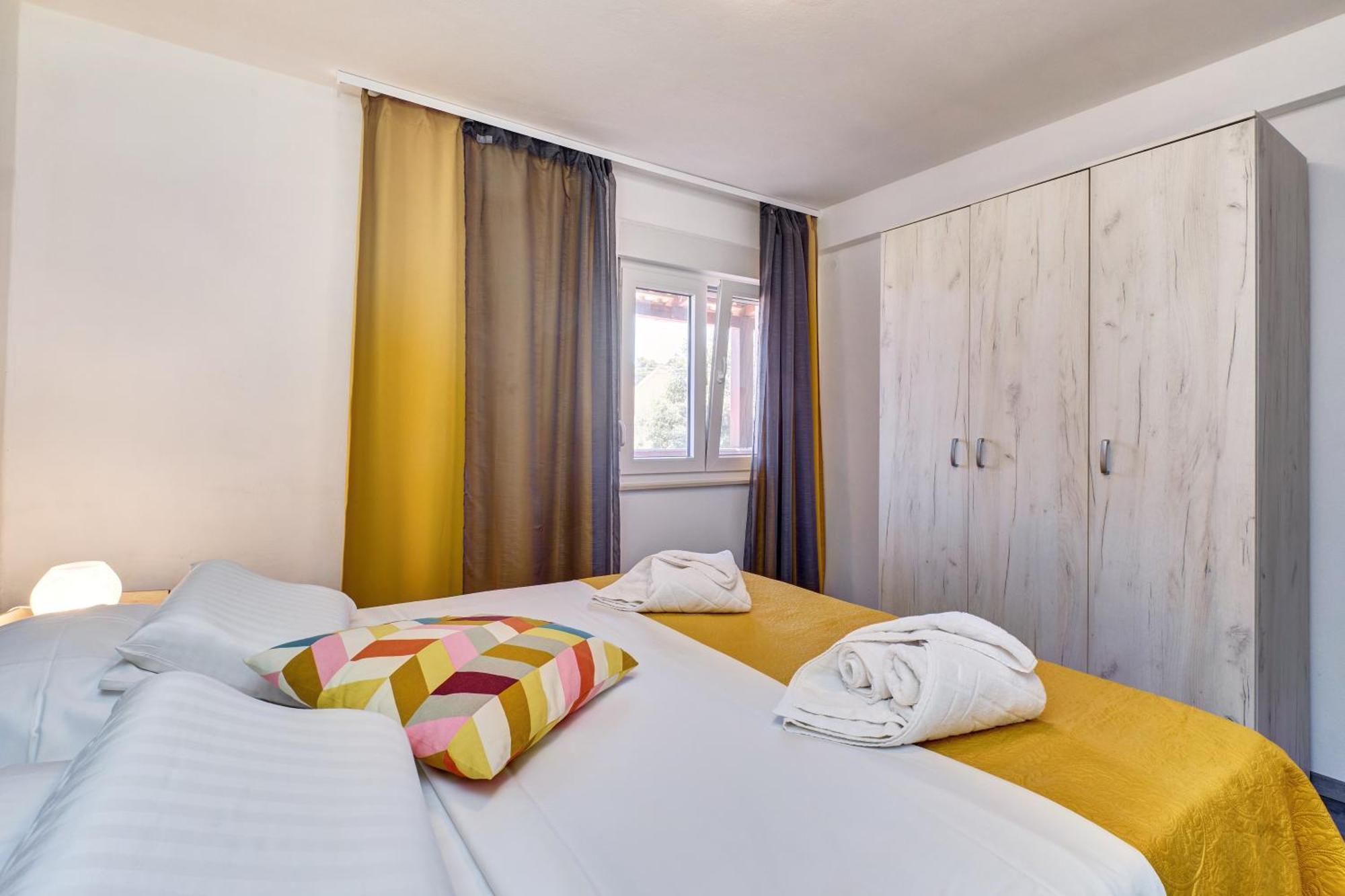 Providenca Accommodation Mali Lošinj Exteriör bild
