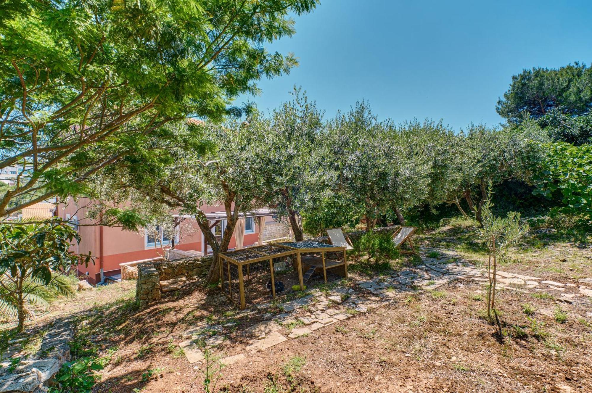 Providenca Accommodation Mali Lošinj Exteriör bild